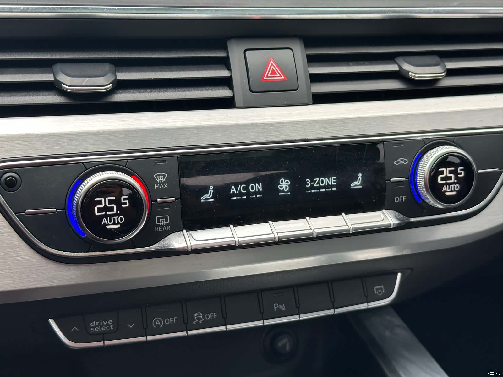 Audi A4L, 2018 15