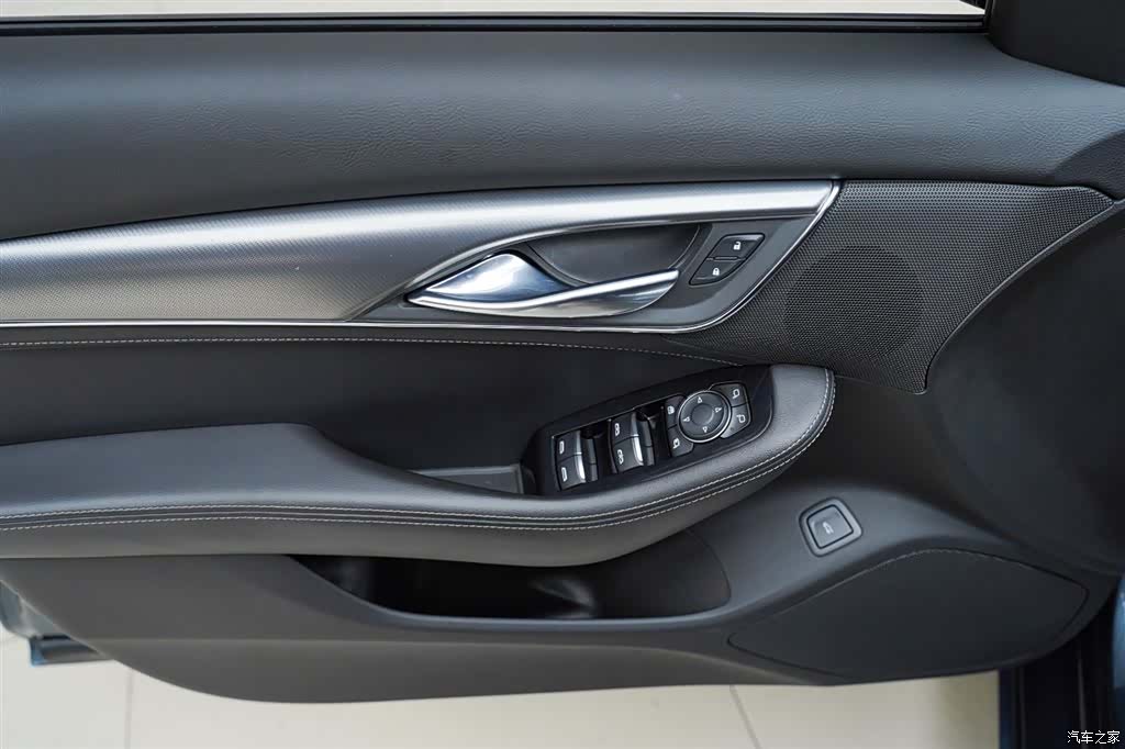 Cadillac CT5, 2022 6