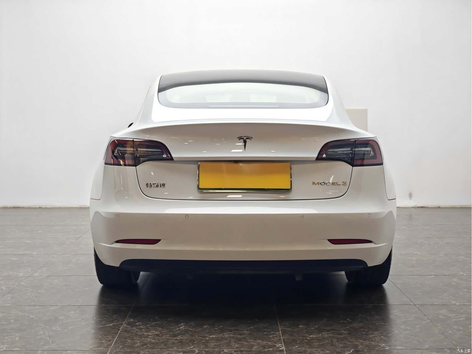 Tesla Model 3, 2020 6