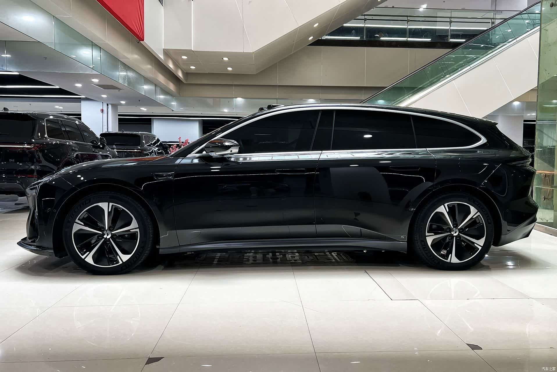 NIO ET5, 2025 3