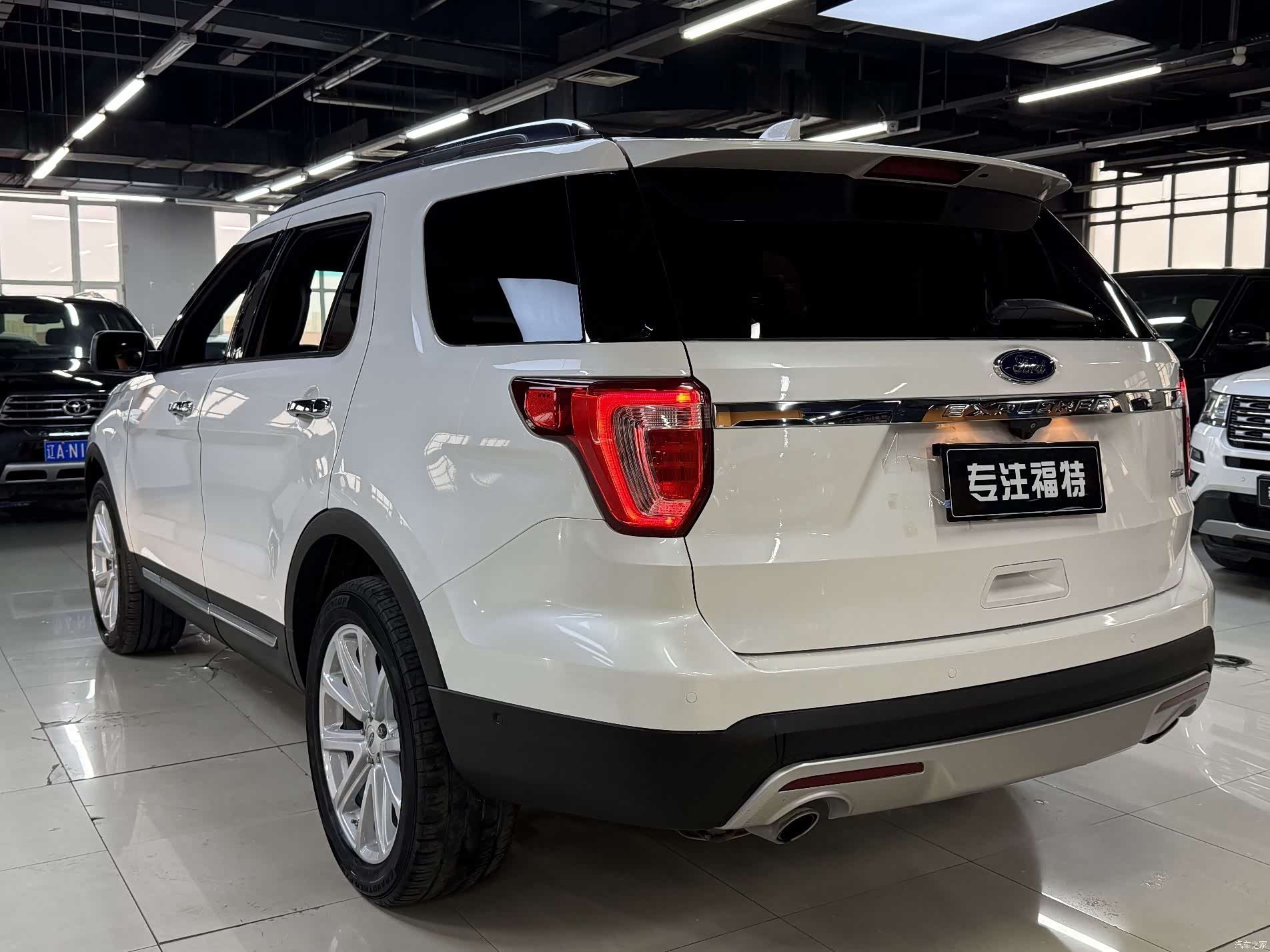 Ford Explorer, 2018 7