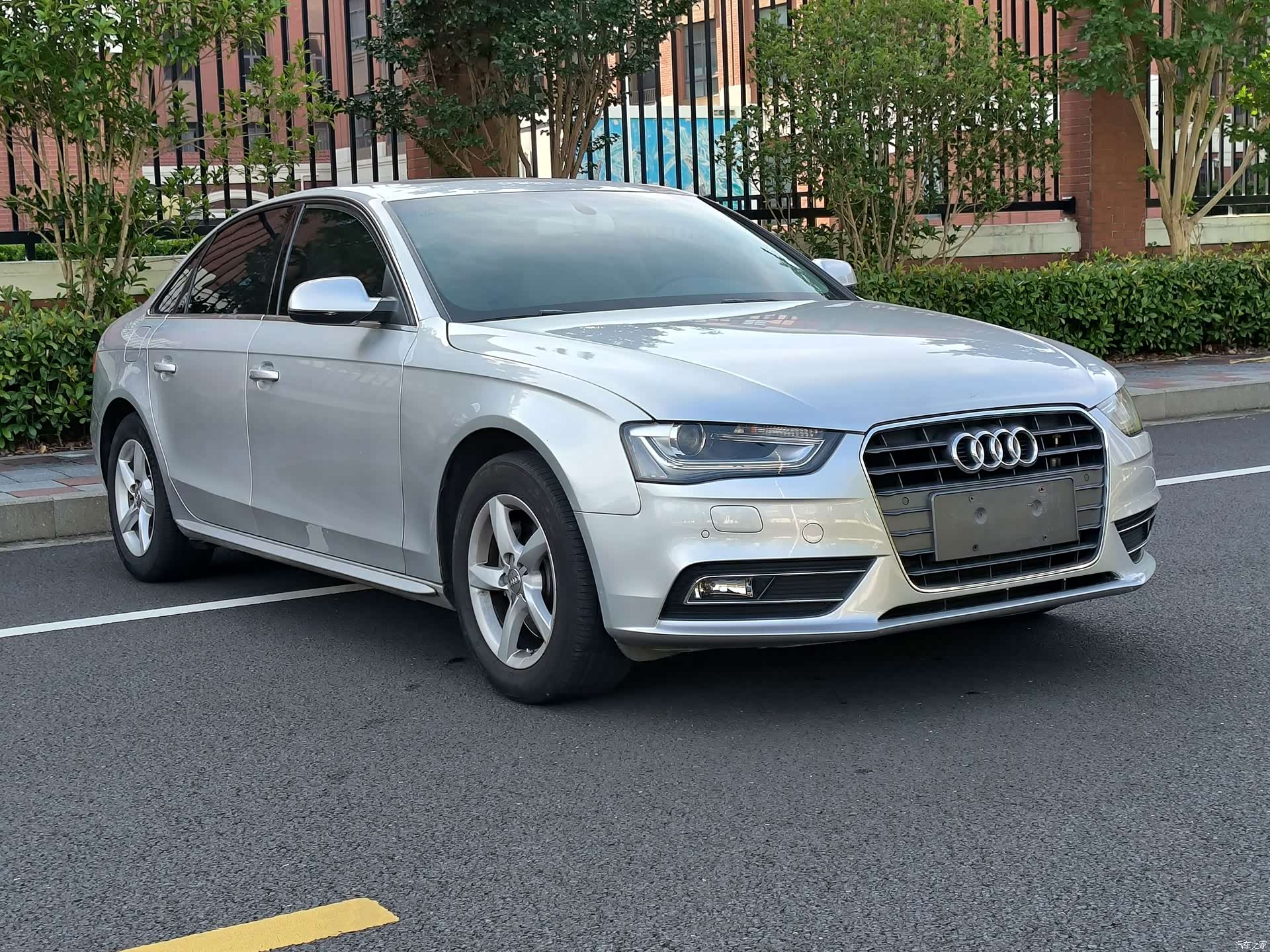 Audi A4L, 2014 3