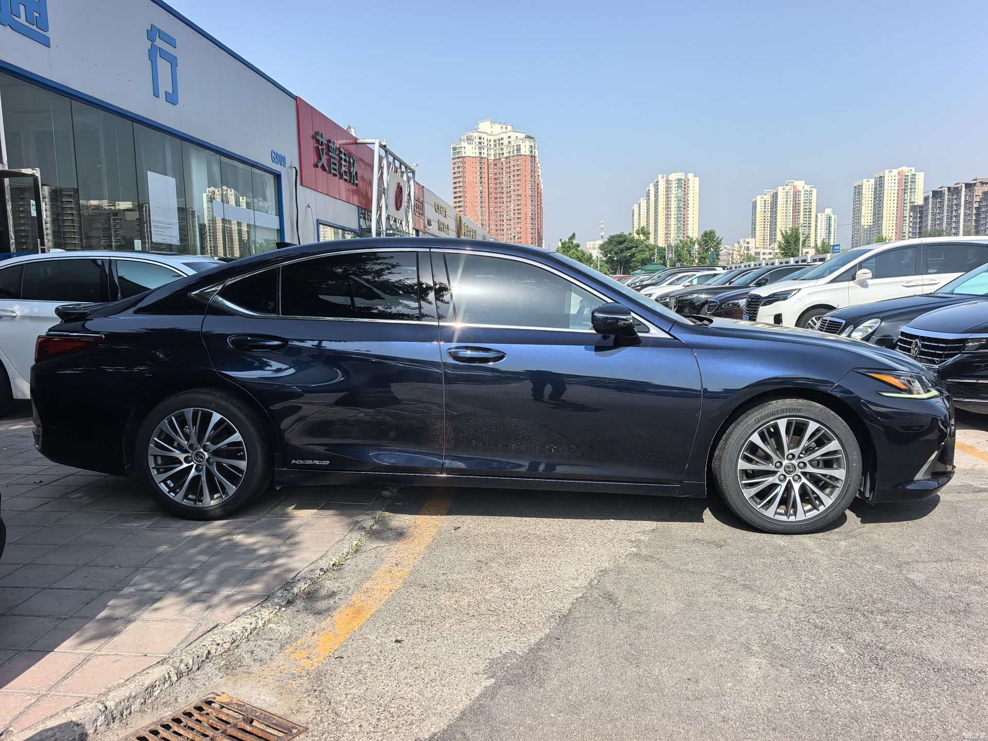 Lexus ES, 2018 16