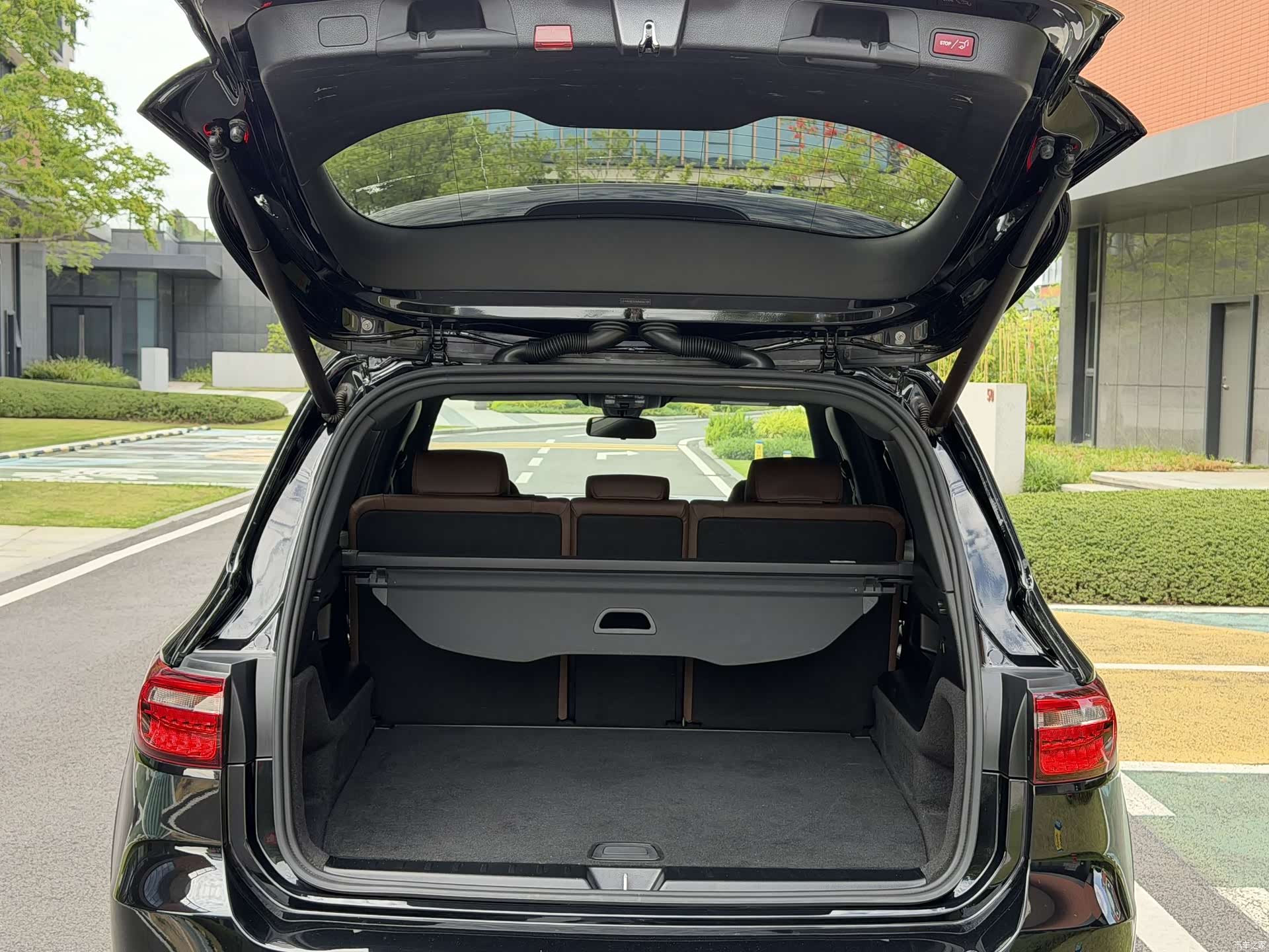 Mercedes-Benz GLB, 2022 19