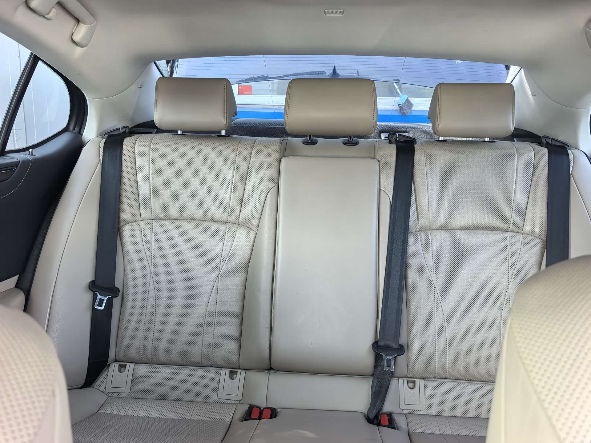 Lexus ES, 2018 12