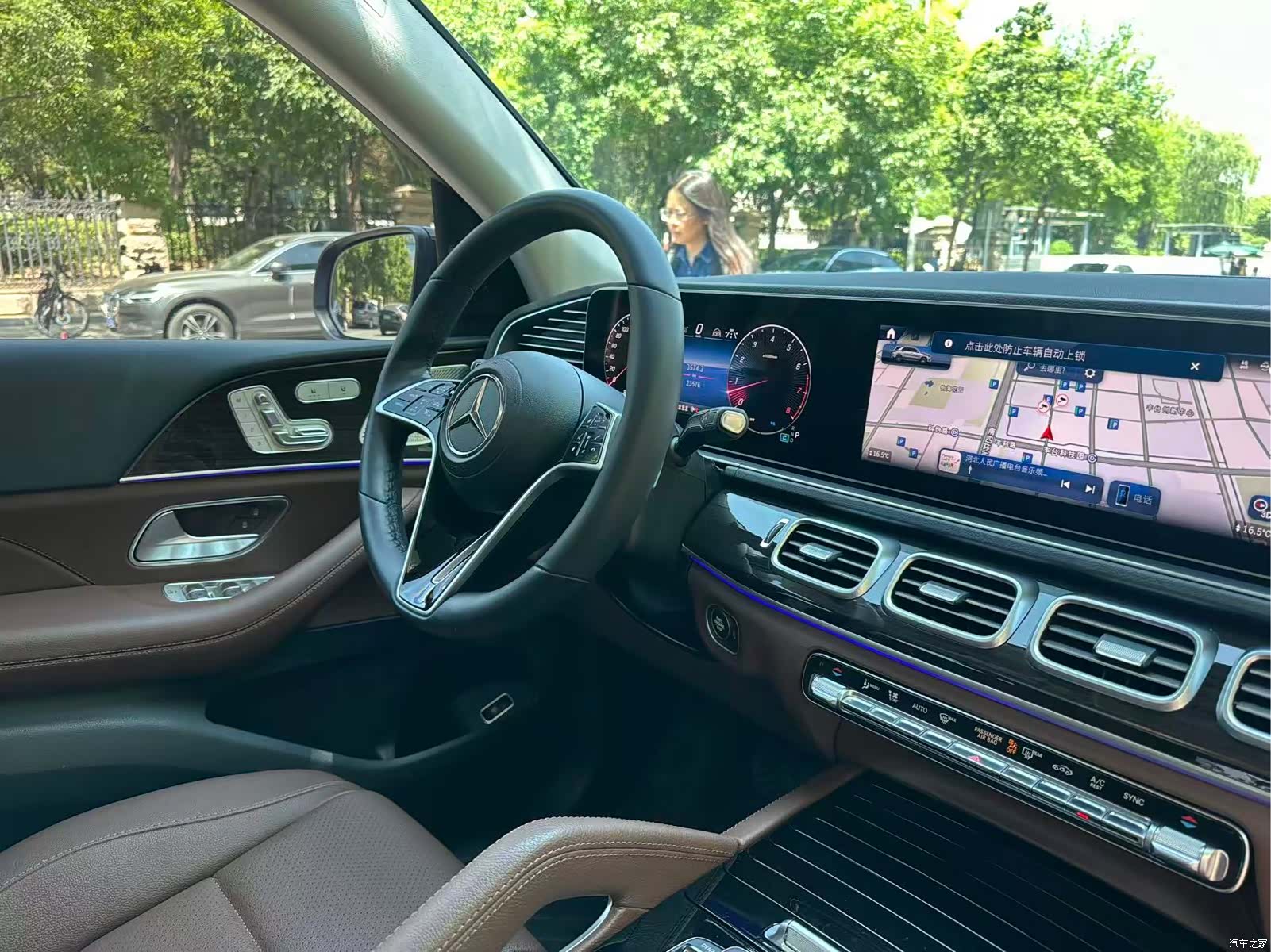 Mercedes-Benz GLE, 2024 14
