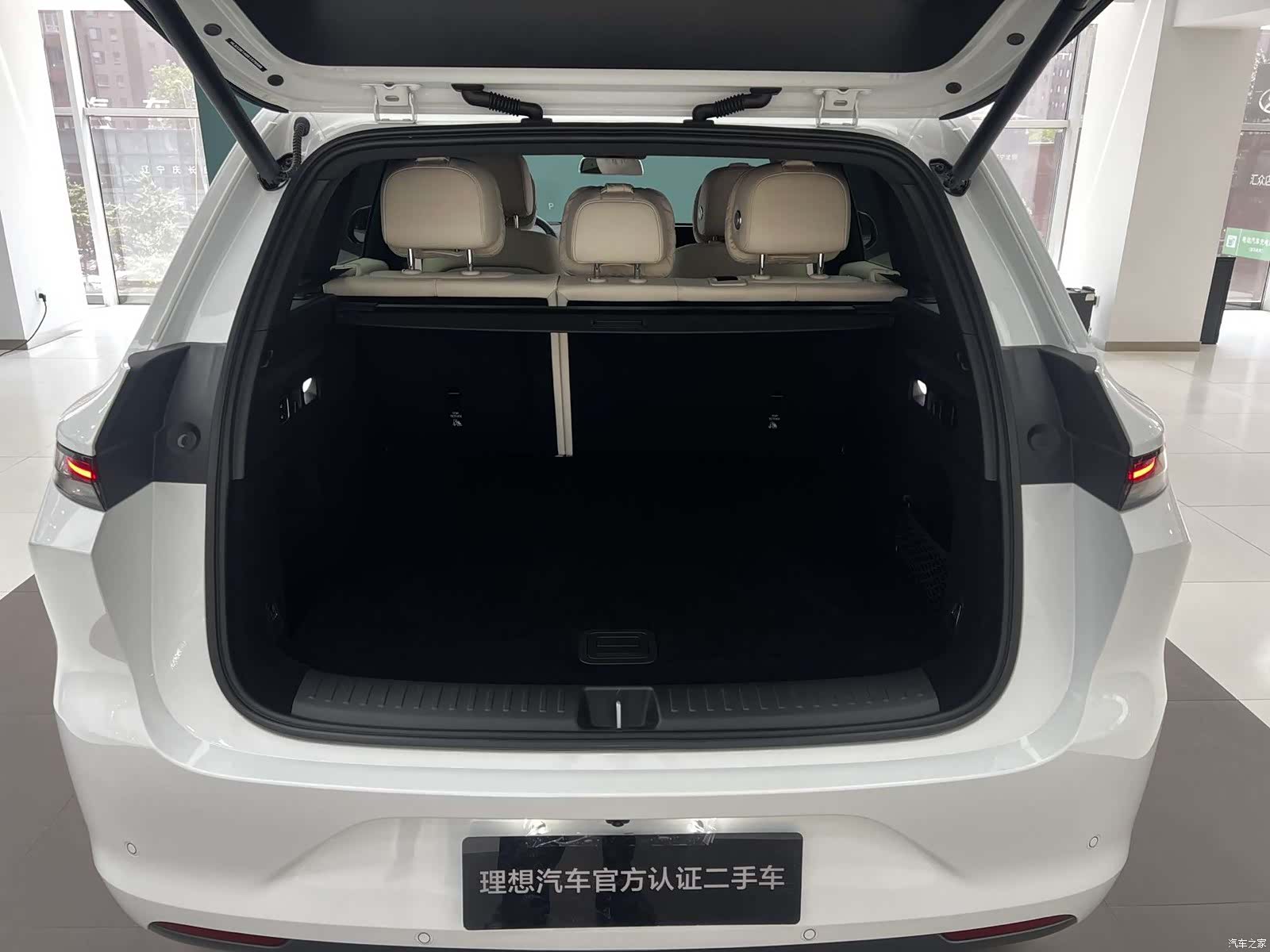 Li Auto L6, 2025 7
