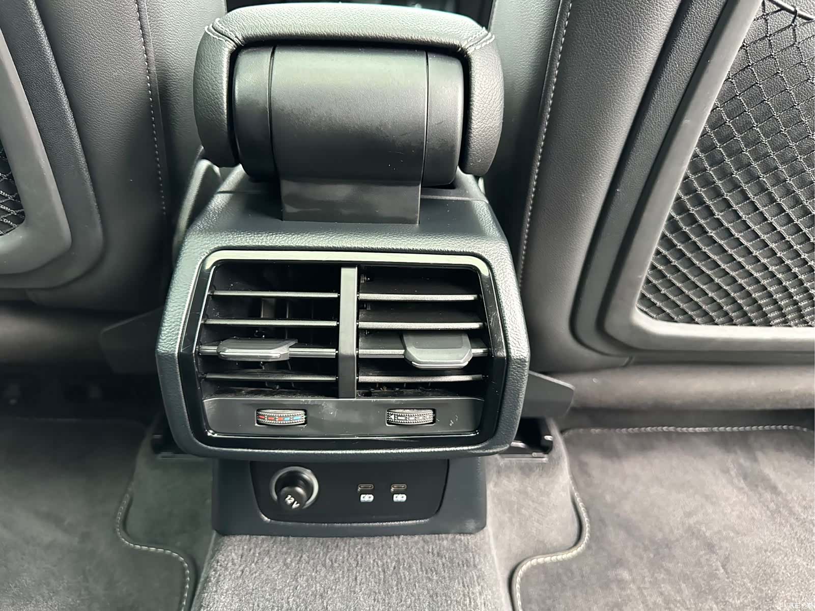 Audi Q3, 2022 14
