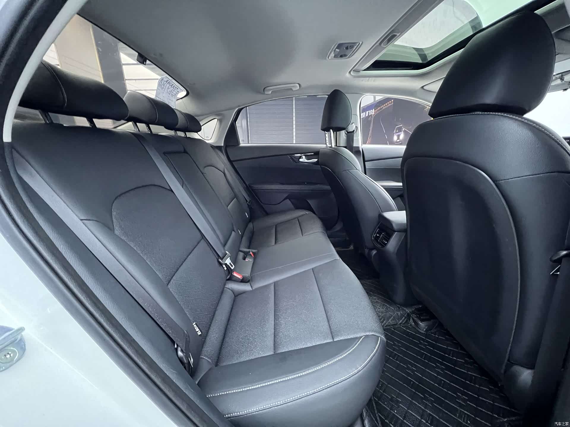 Kia K3, 2022 8
