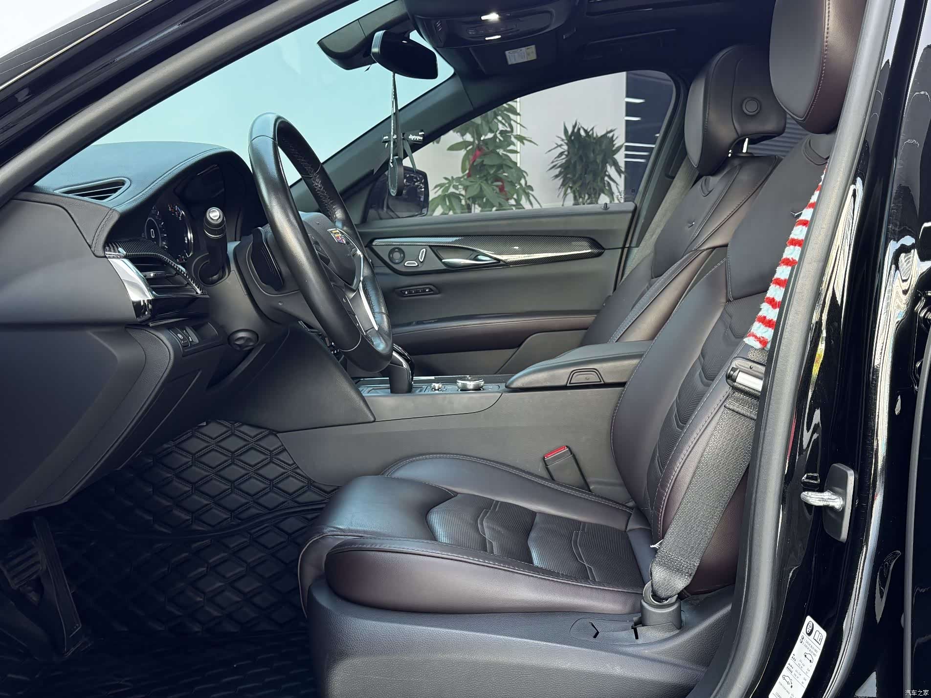 Cadillac CT6, 2022 6