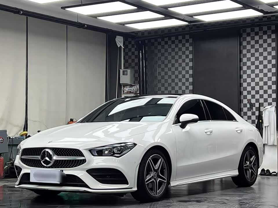 Mercedes-Benz CLA