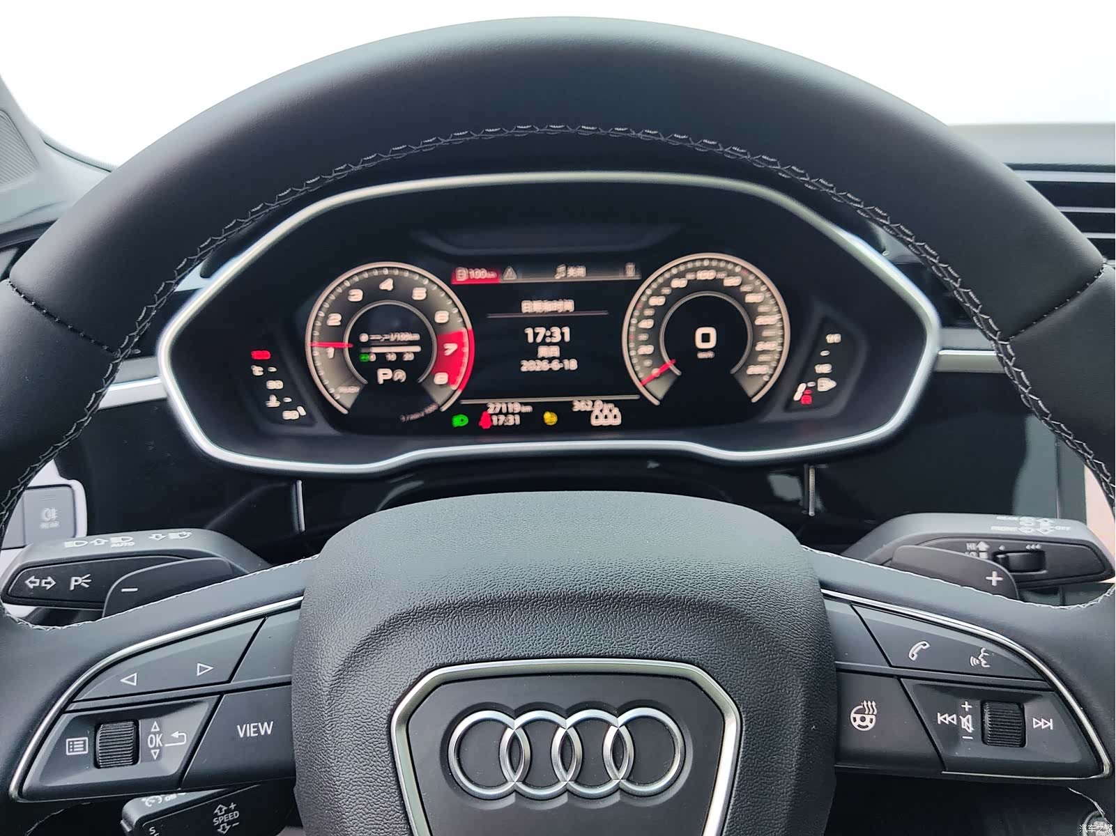 Audi Q3, 2022 11