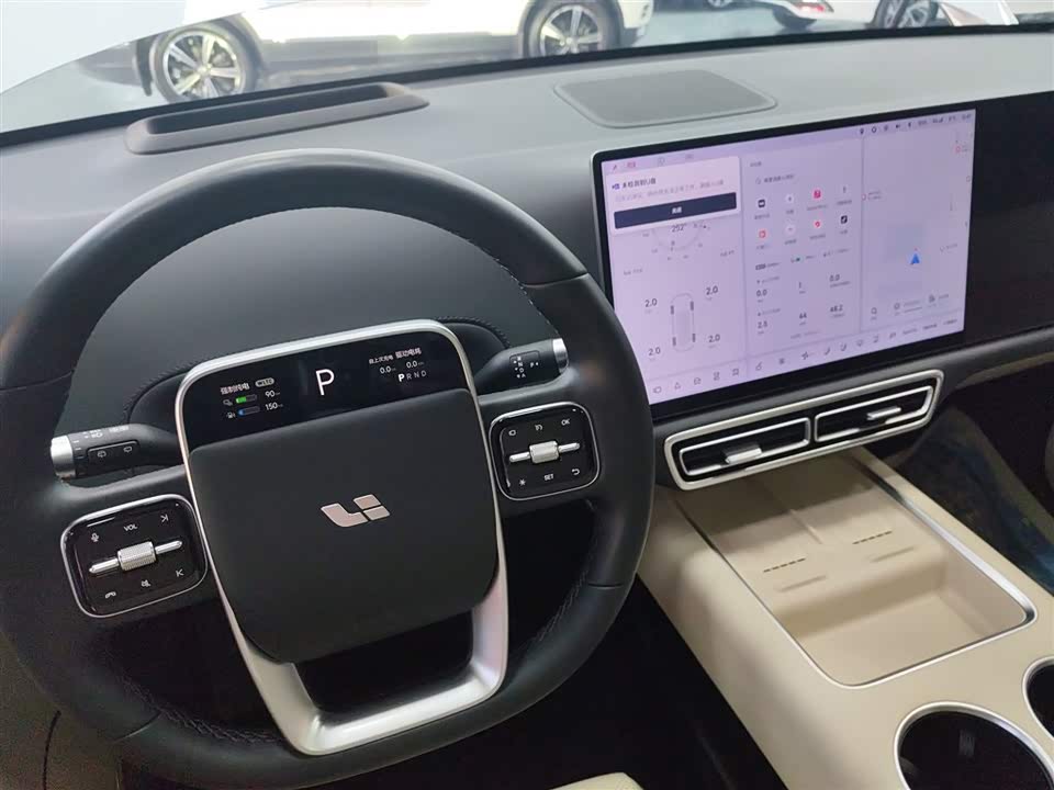 Li Auto Ideal L6