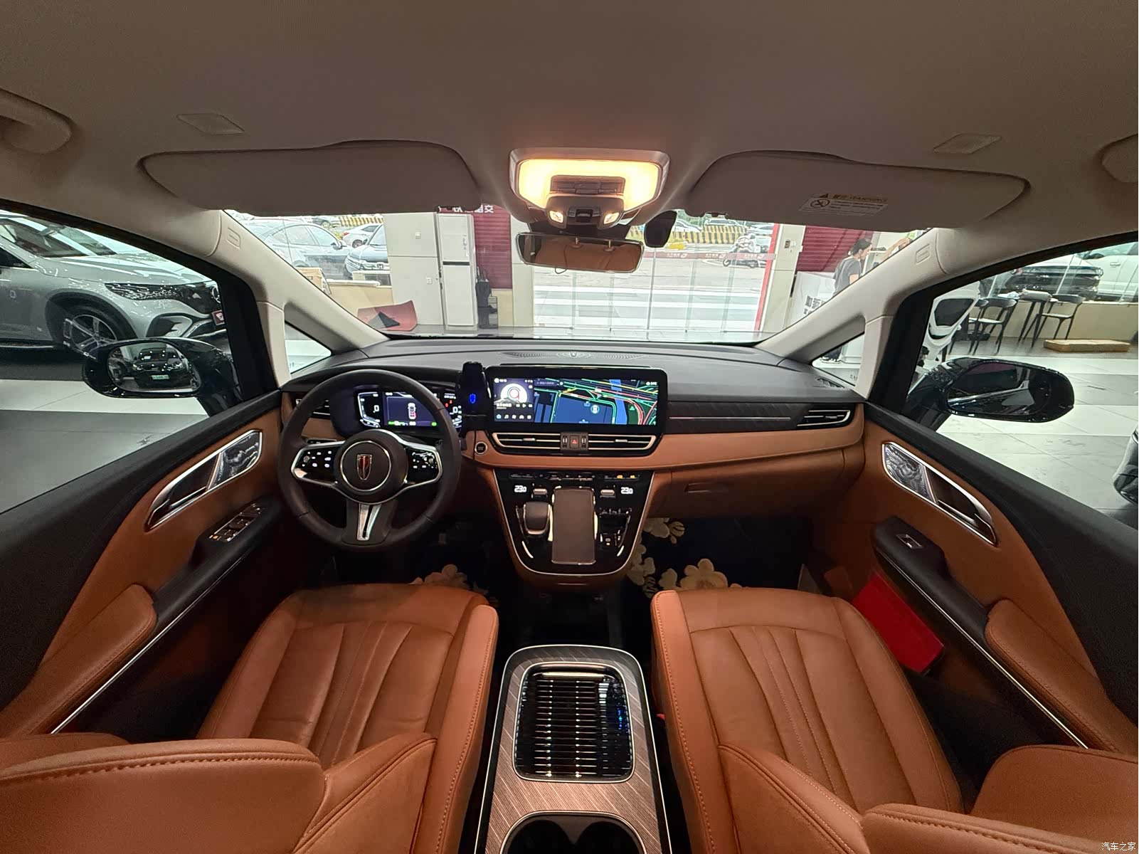 Hongqi HQ9, 2025 18