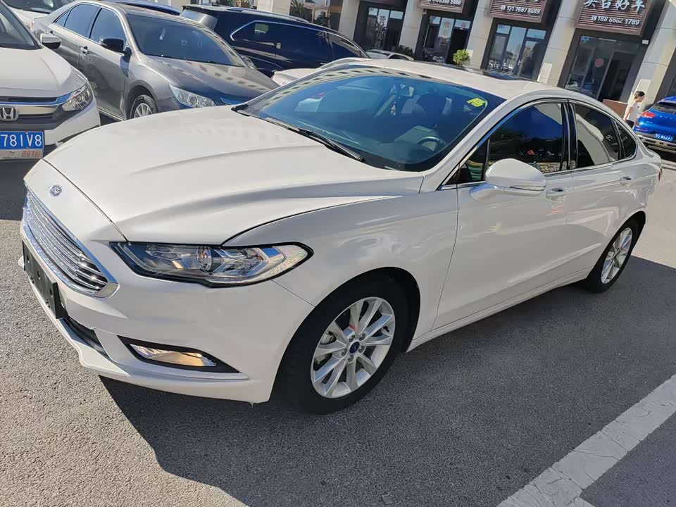 Ford Mondeo Ford Mondeo