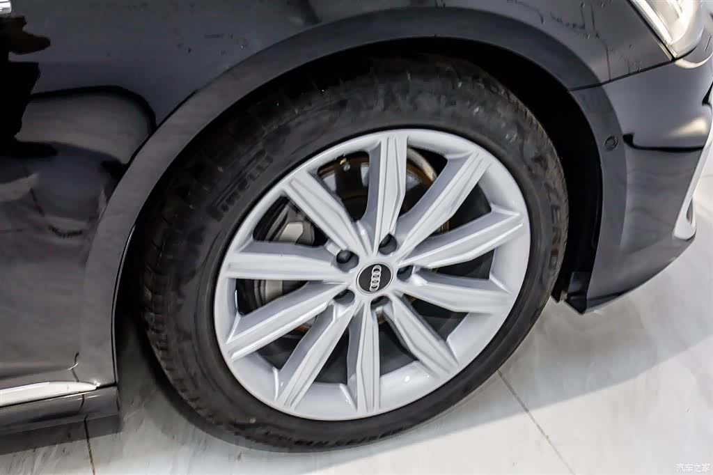 Audi A6L, 2023 32