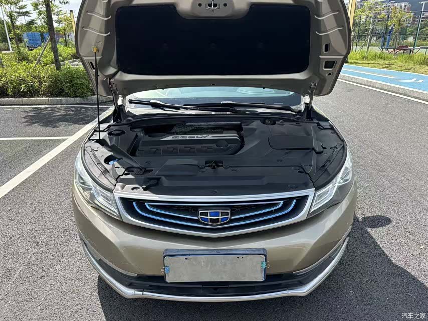 Geely Emgrand, 2017 16