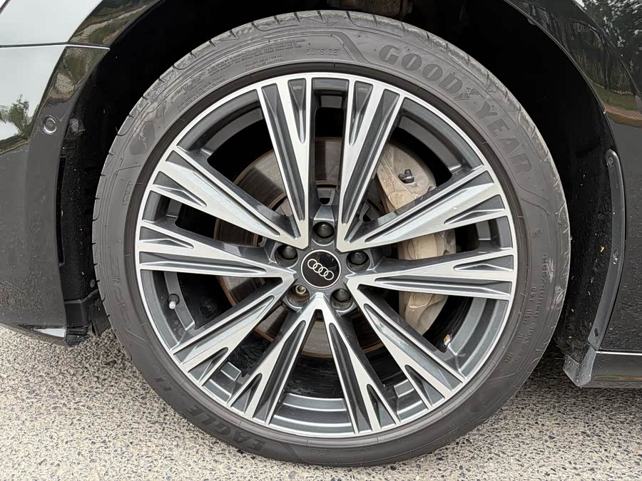 Audi A6L 2022, фото 16