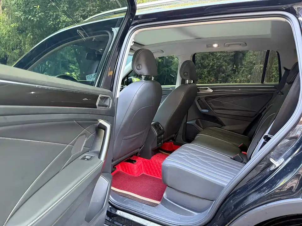 Volkswagen Tiguan L Volkswagen Tiguan L