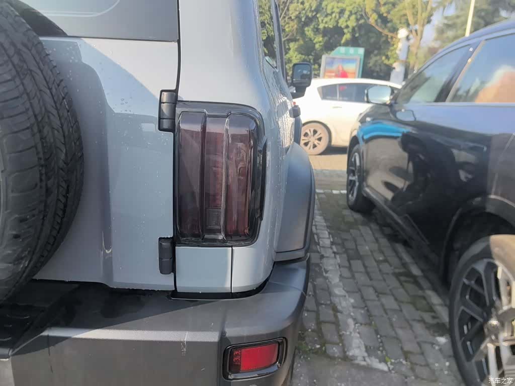 Tank 300, 2022 24