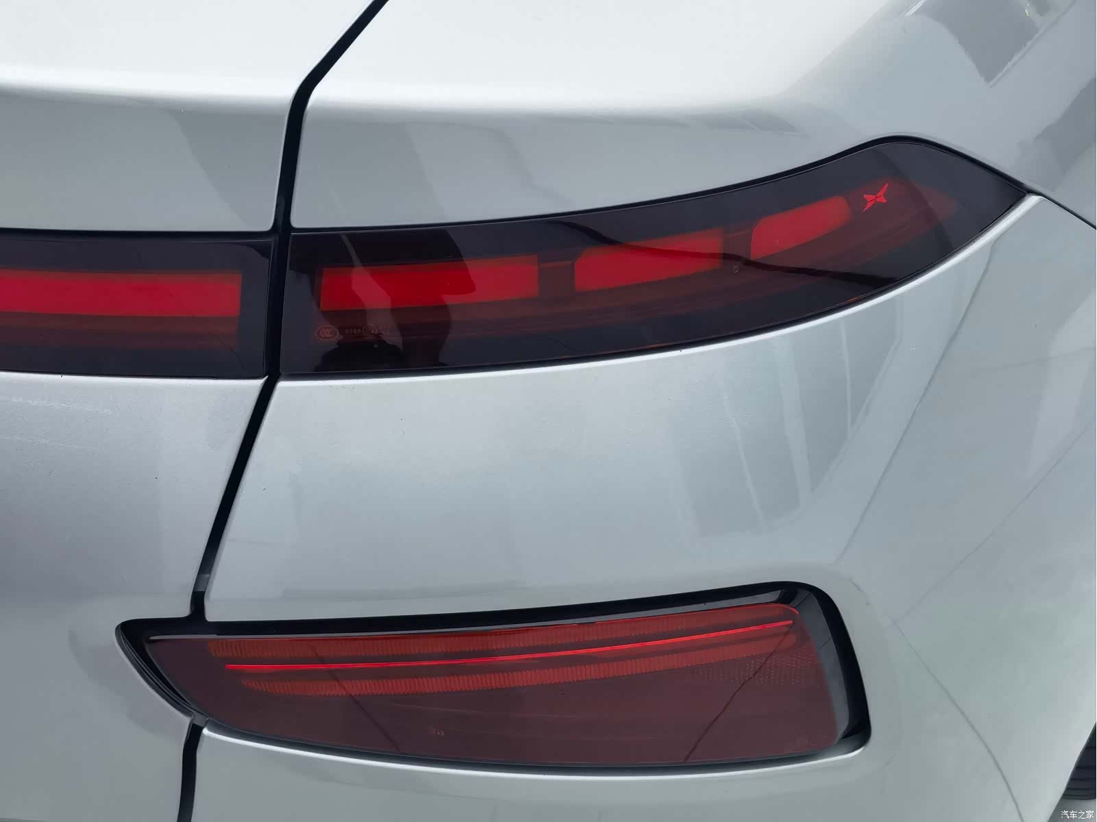 Xpeng P7, 2022 4