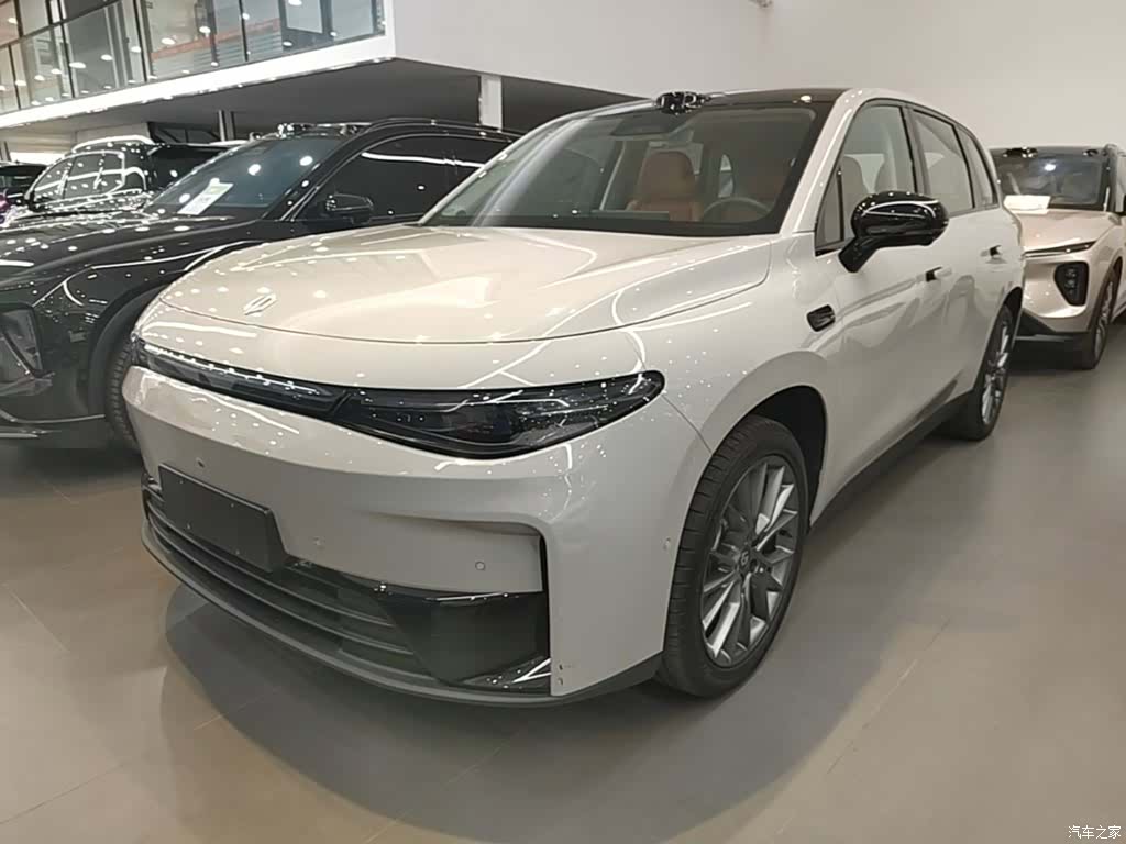 Leapmotor C10, 2025 1