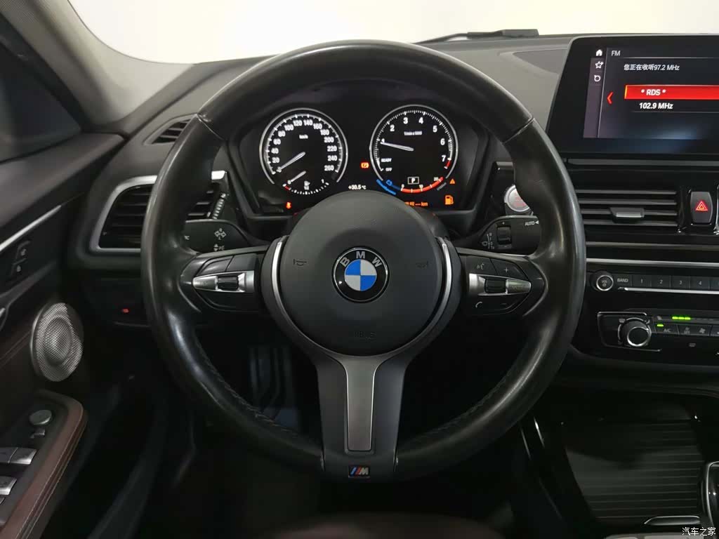 BMW 1 Series, 2021 11