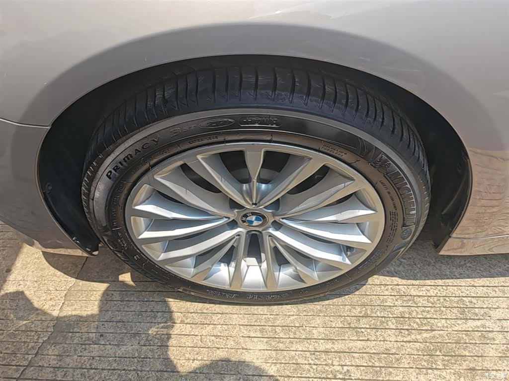 BMW 5 Series, 2018 23