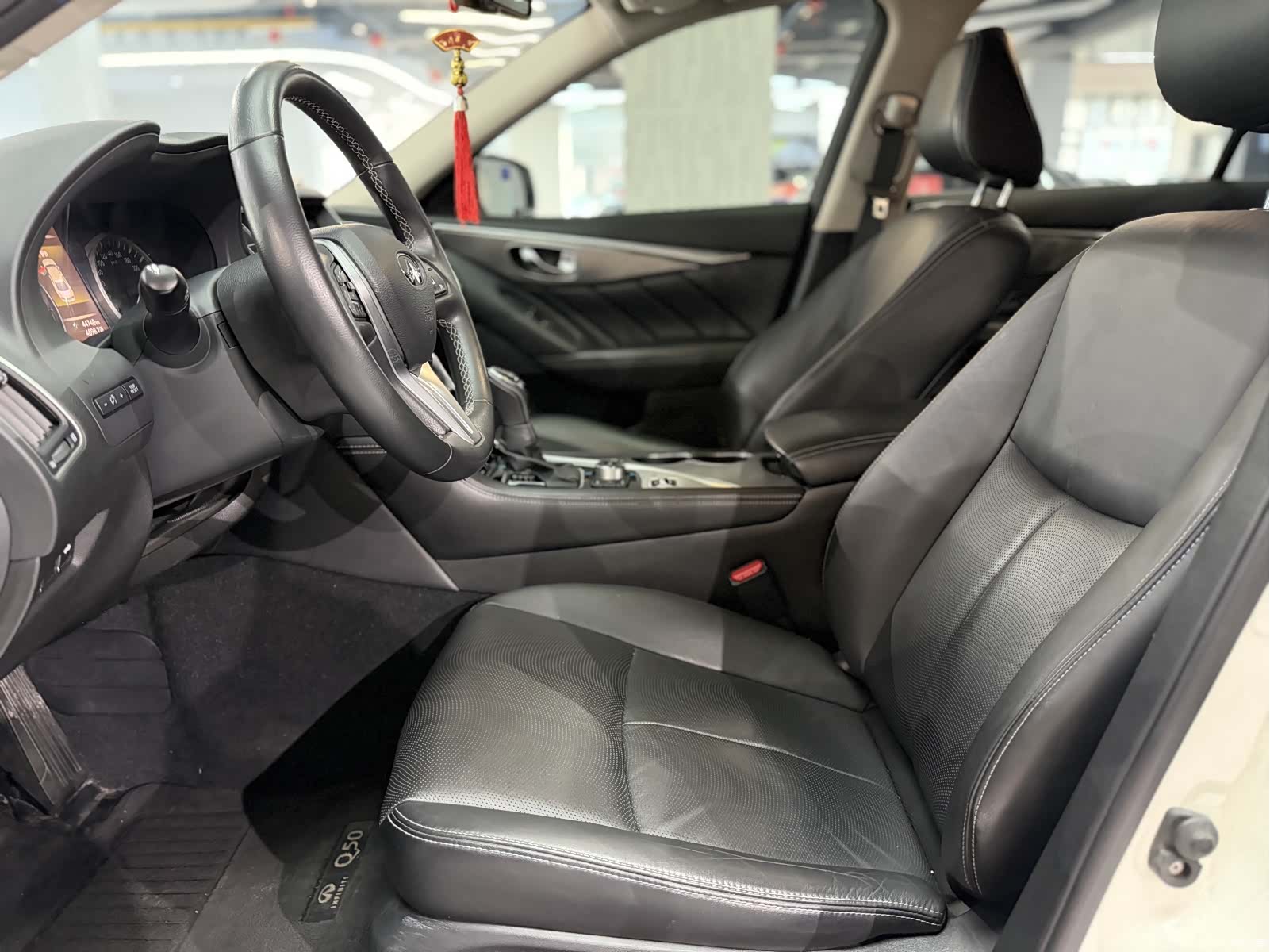 Infiniti Q50L, 2021 4