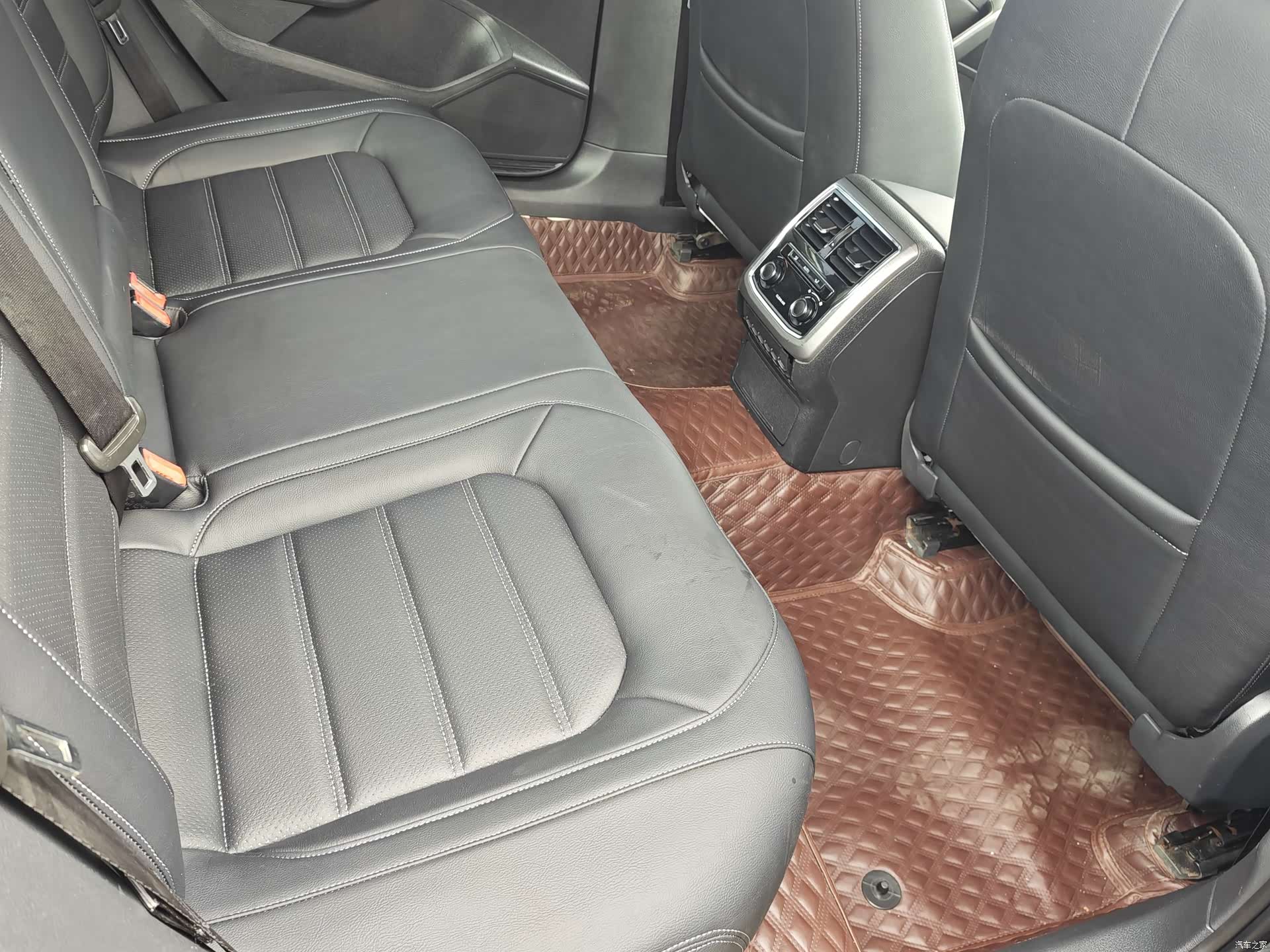 Volkswagen Passat, 2017 13
