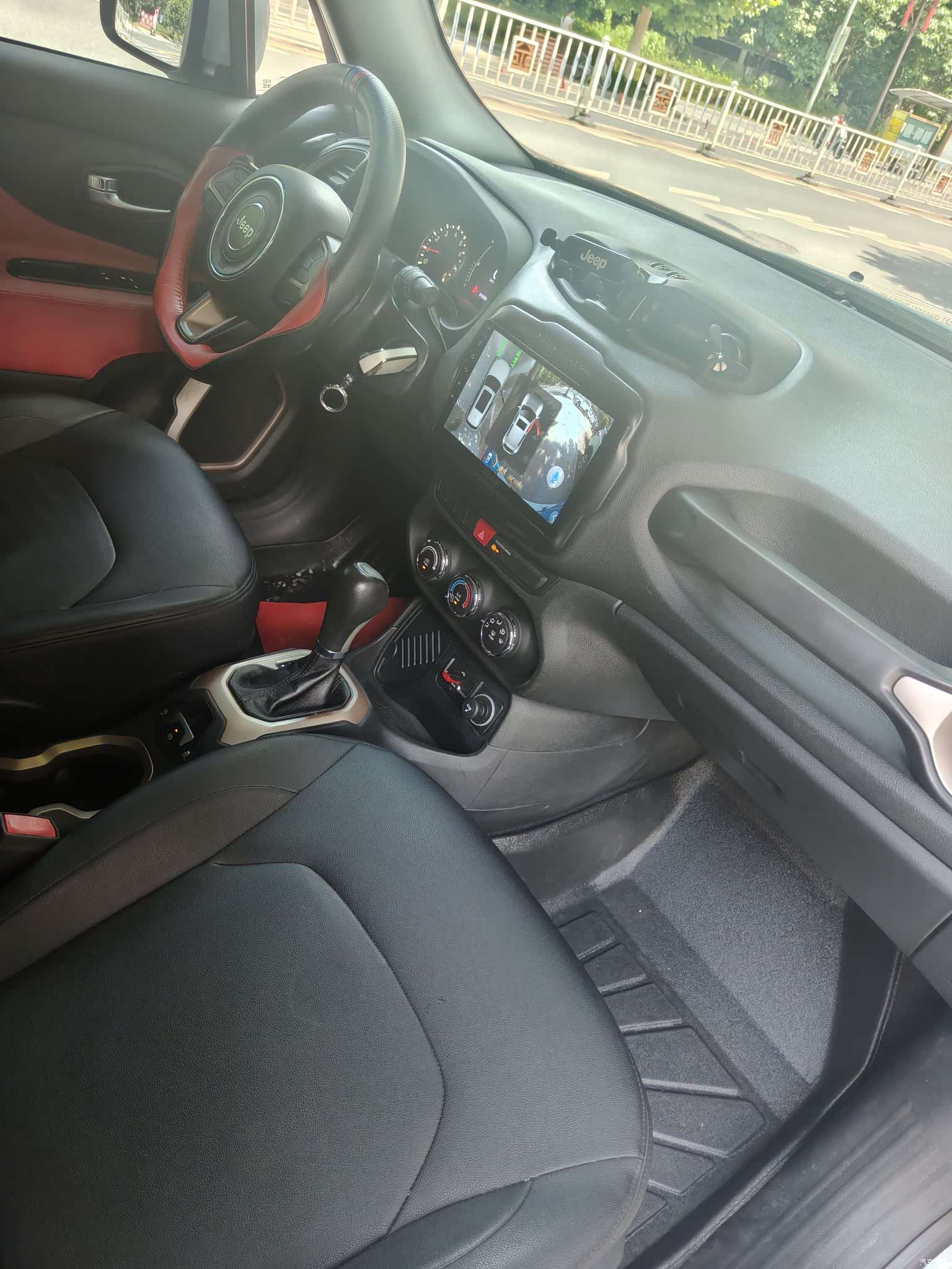 Jeep Renegade, 2018 11
