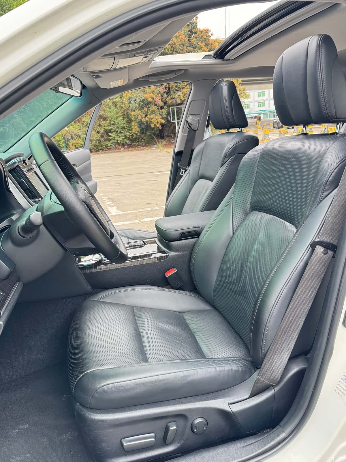 Toyota Crown, 2015 9