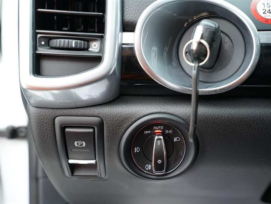 Porsche Cayenne 2017, фото 13