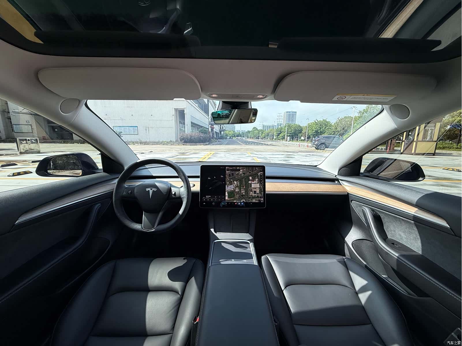 Tesla Model 3, 2021 7