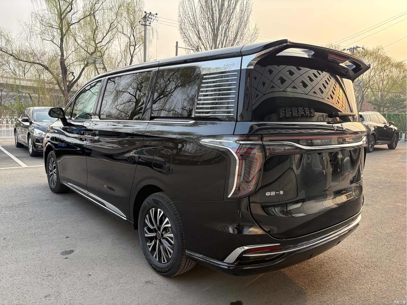 Hongqi HQ9, 2026 3