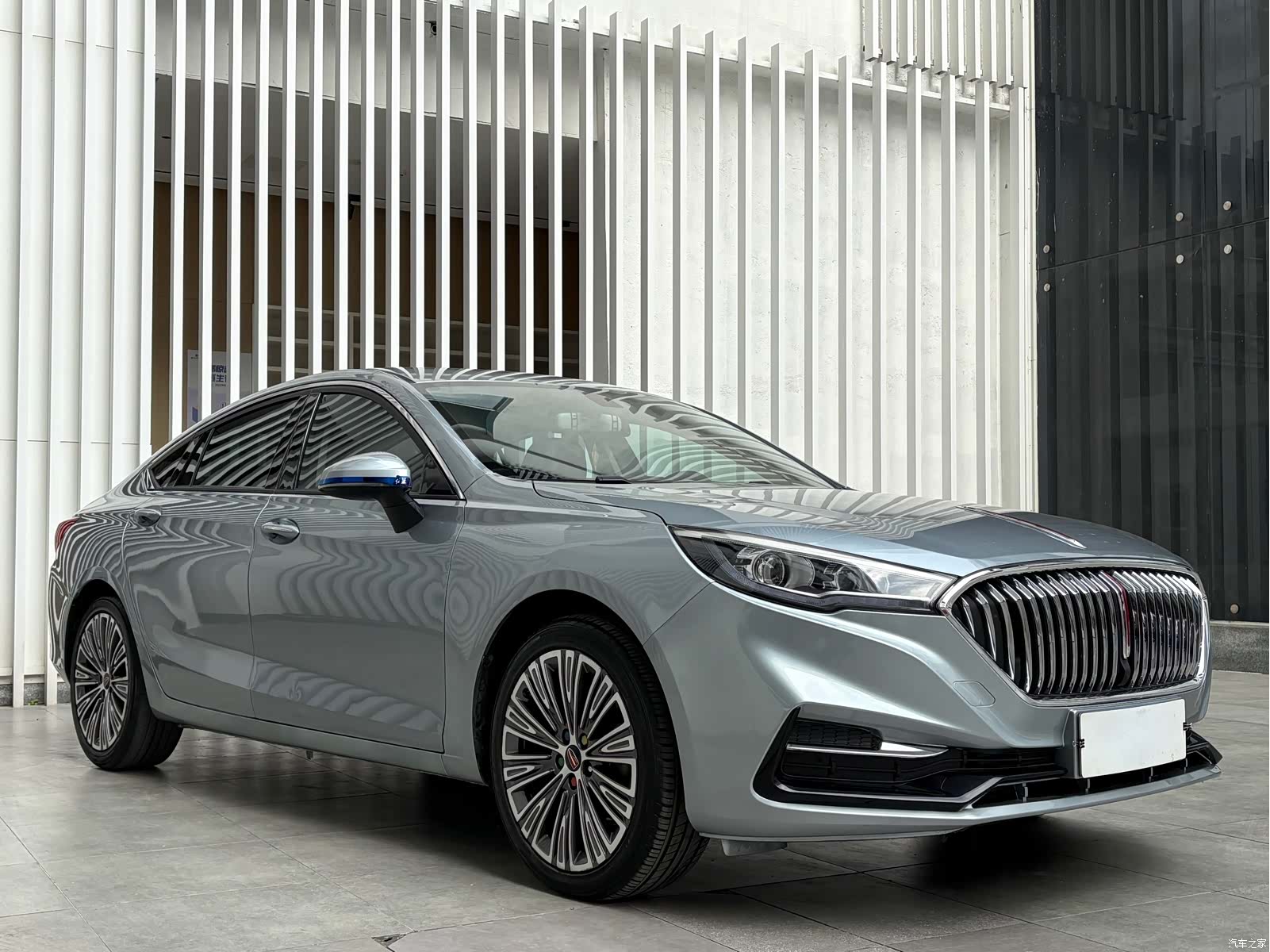 Hongqi H5, 2022 3
