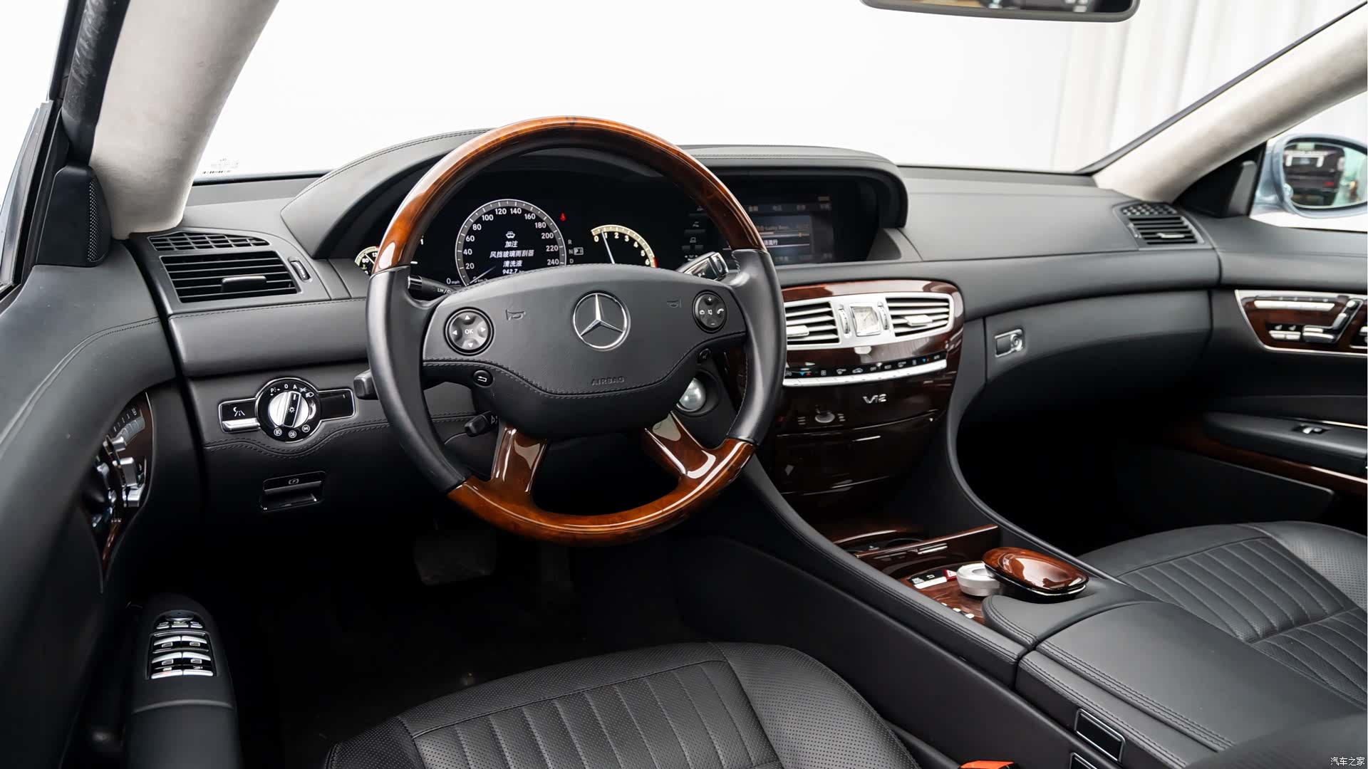 Mercedes-Benz CL-Class, 2010 6