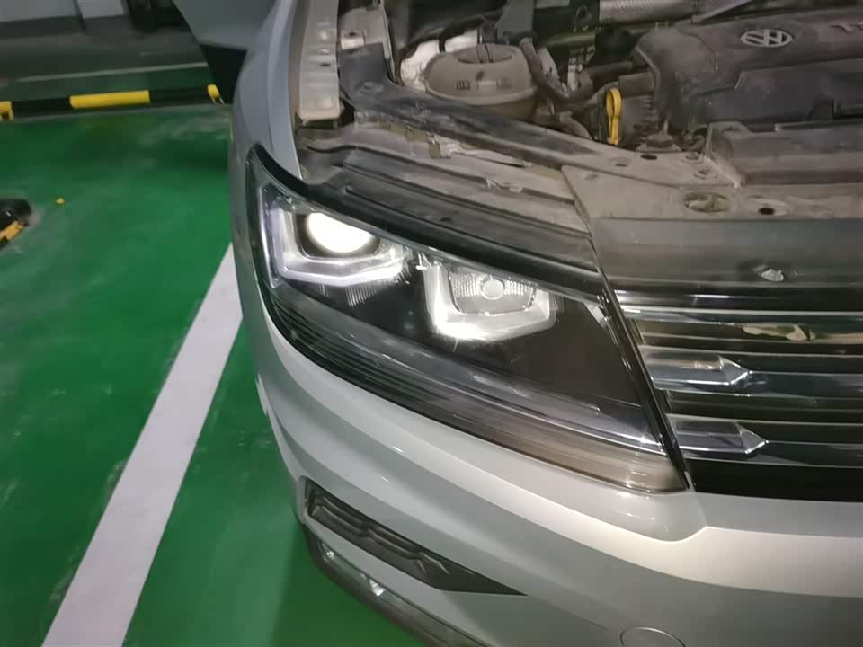 Volkswagen Tiguan L