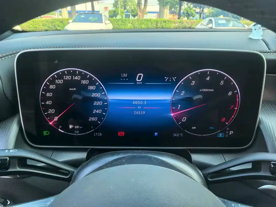 Mercedes-Benz GLC Mercedes-Benz GLC