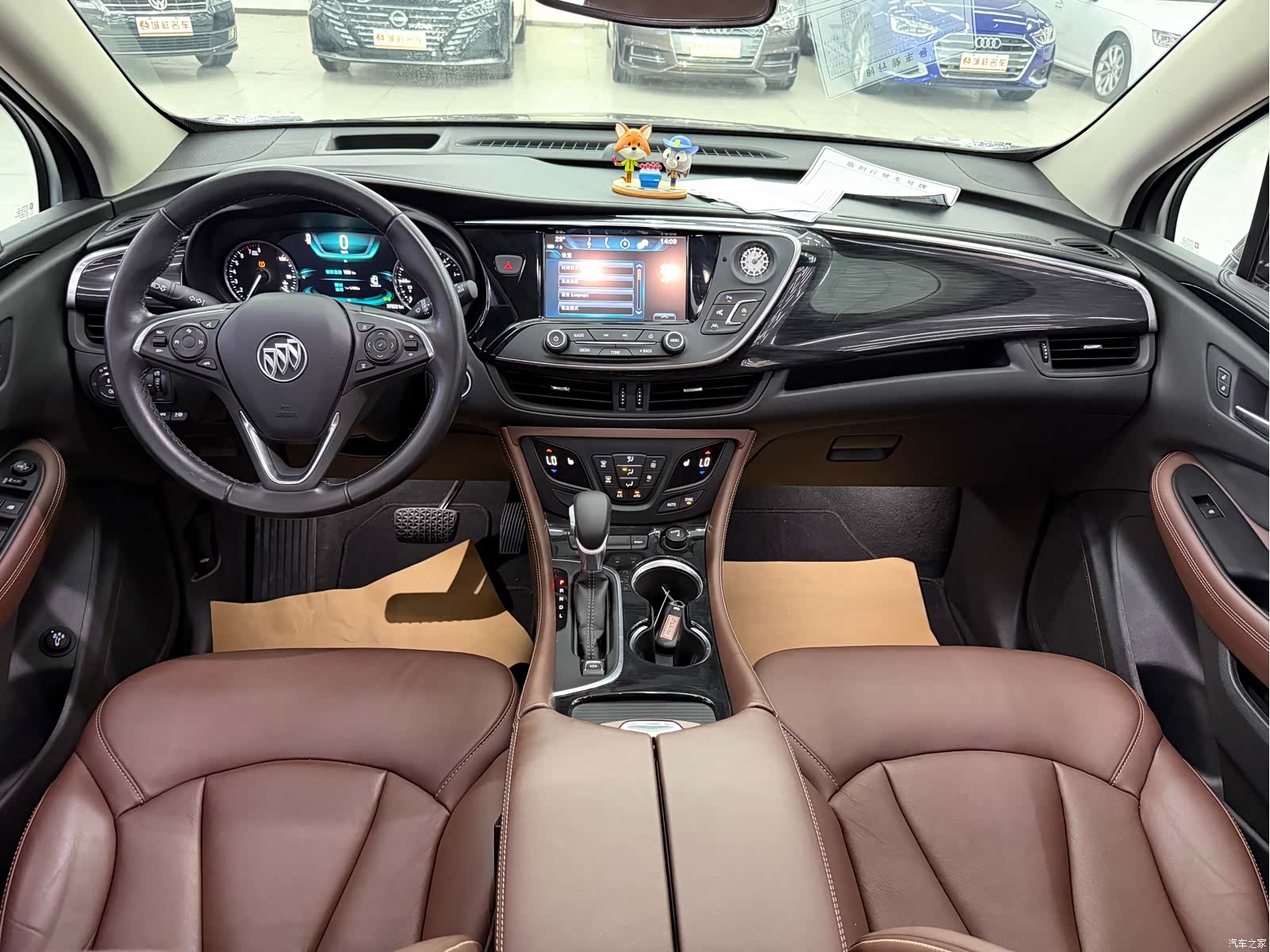 Buick Envision Plus, 2018 все фото