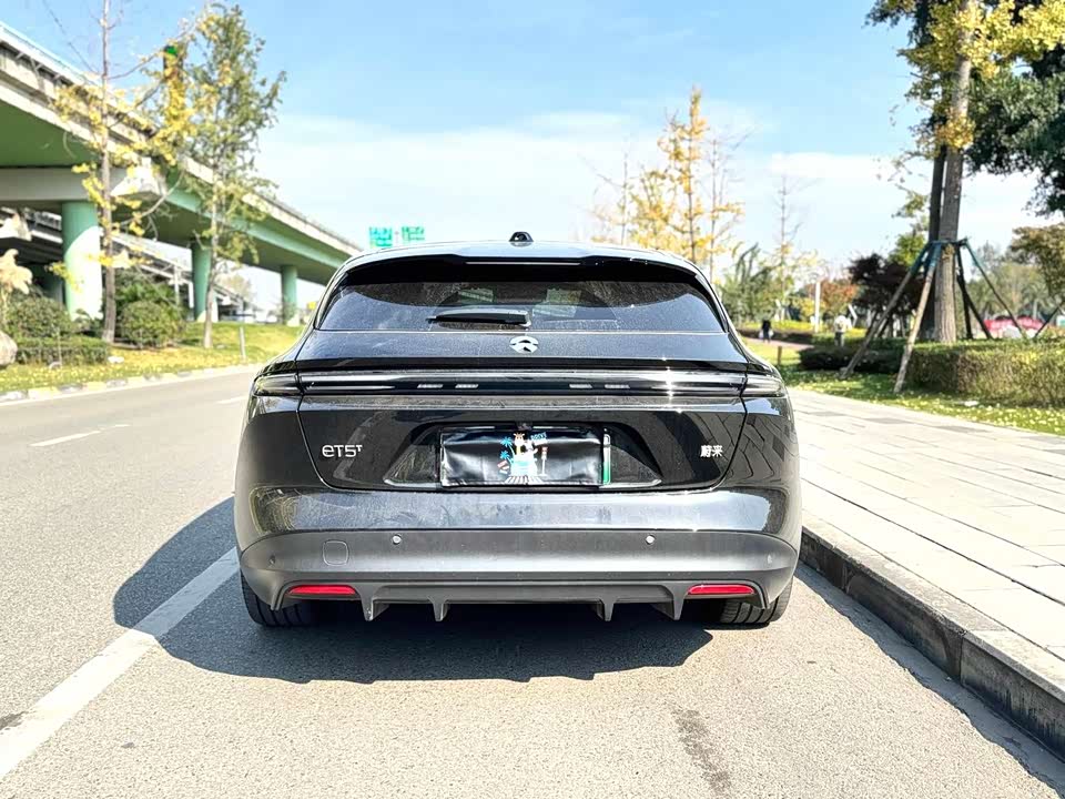 NIO ET5T