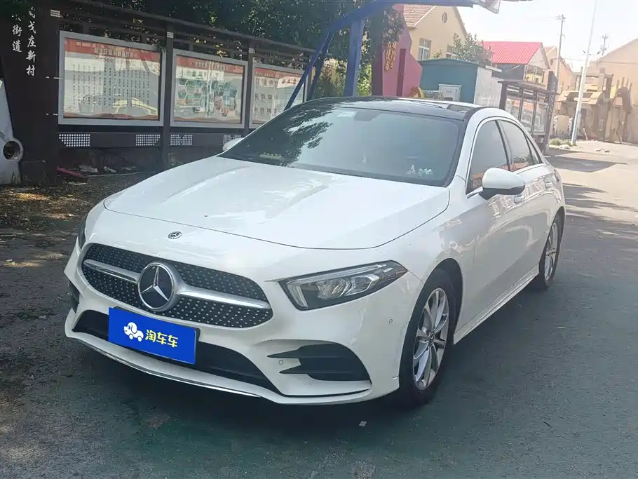 Mercedes-Benz Class A Mercedes-Benz Class A