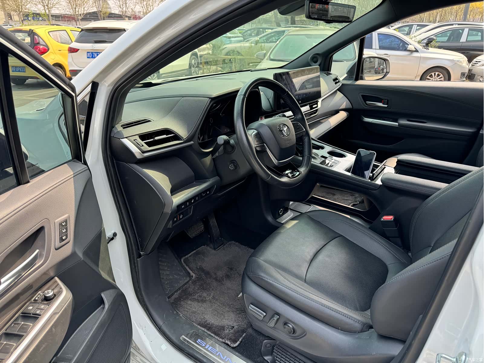 Toyota Sienna, 2023 6