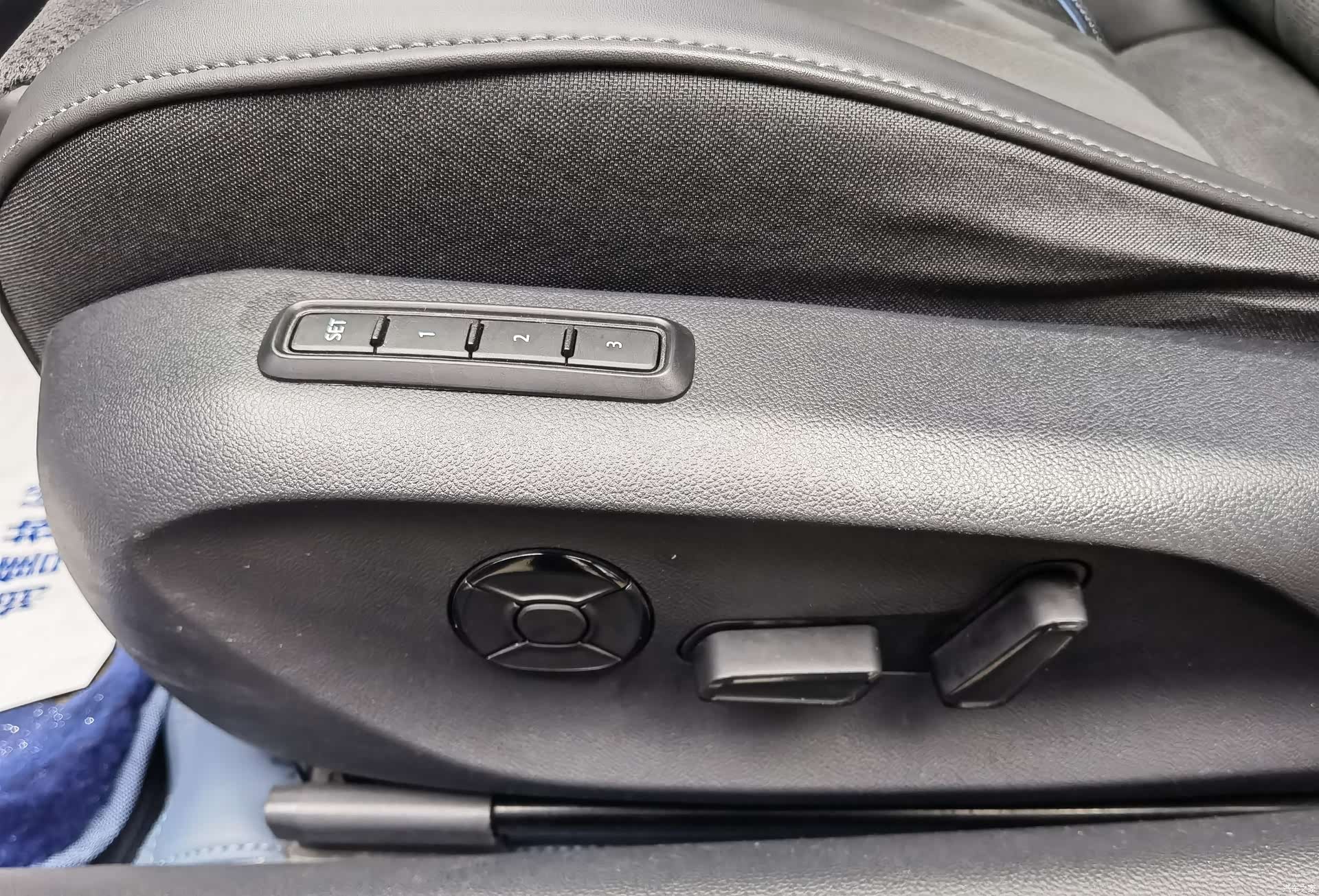 Volkswagen Passat, 2024 15