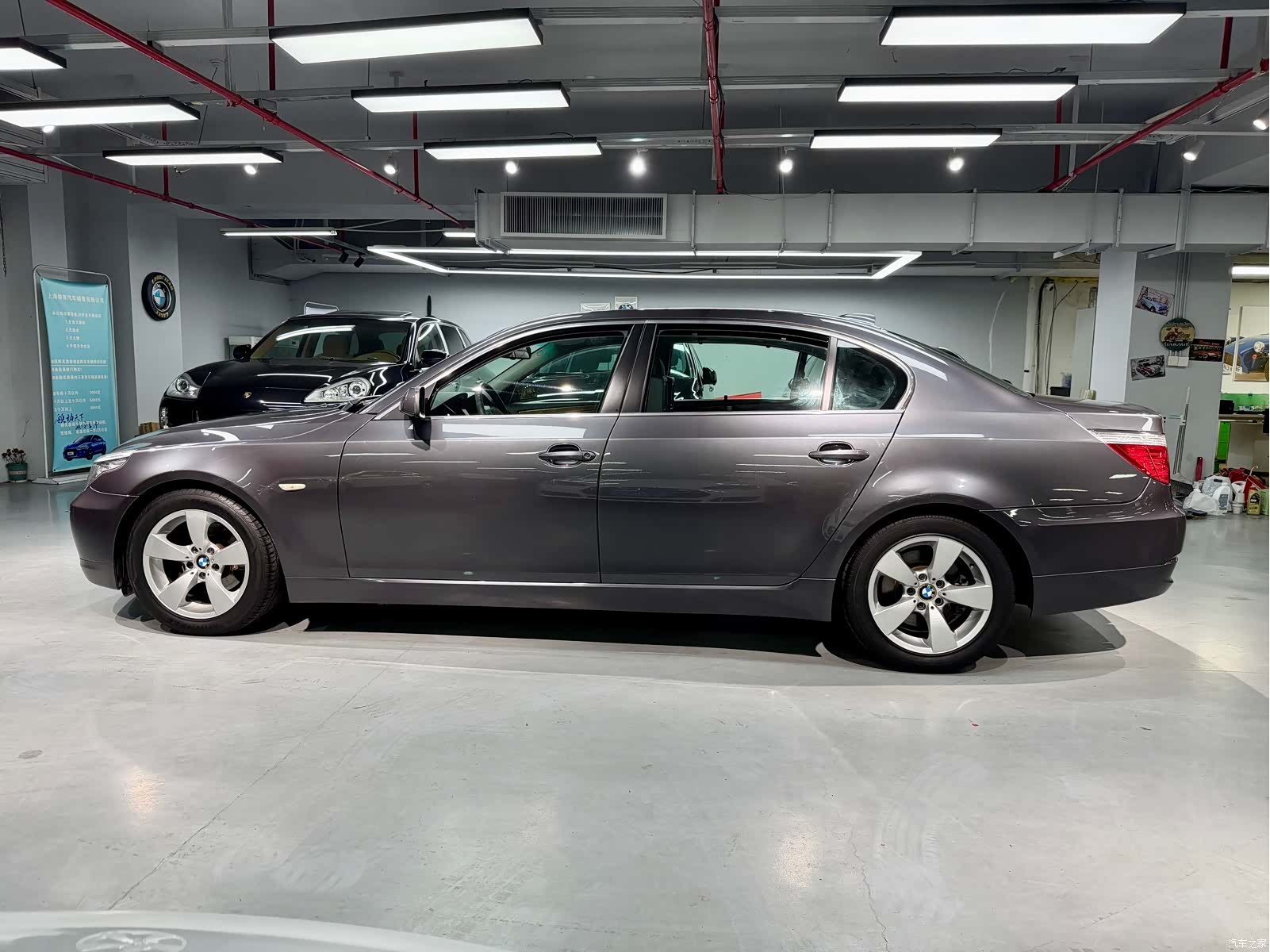 BMW 5 Series, 2008 4