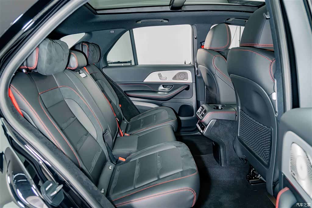 Mercedes-Benz GLE, 2025 22