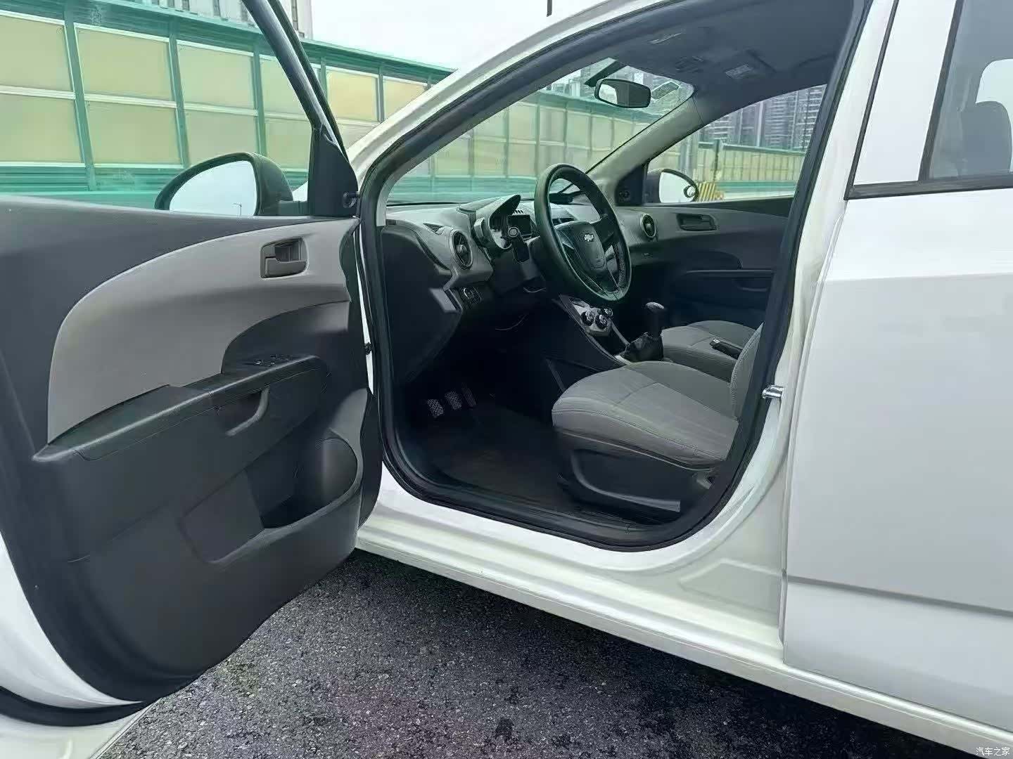 Chevrolet SL, 2013 4