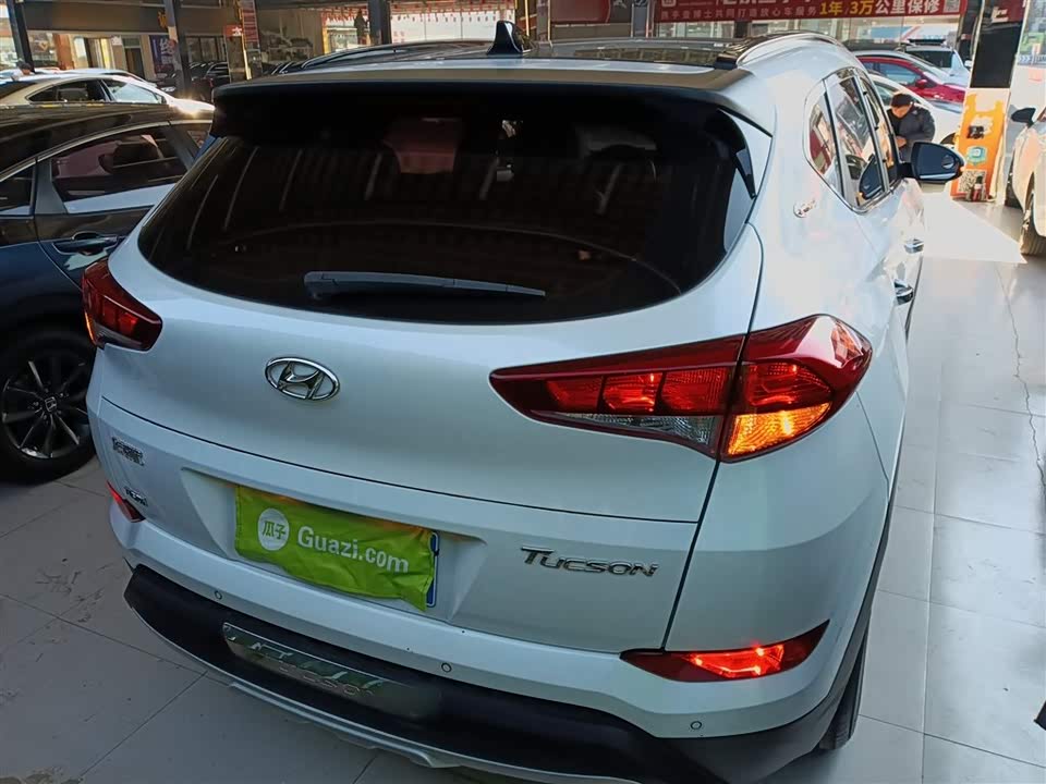 Hyundai Tucson