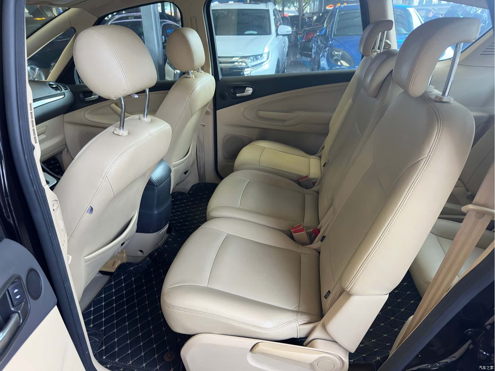 Ford 7, 2010 15