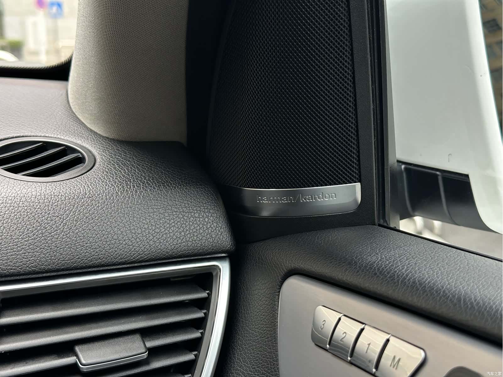 Mercedes-Benz M-Class AMG, 2016 16